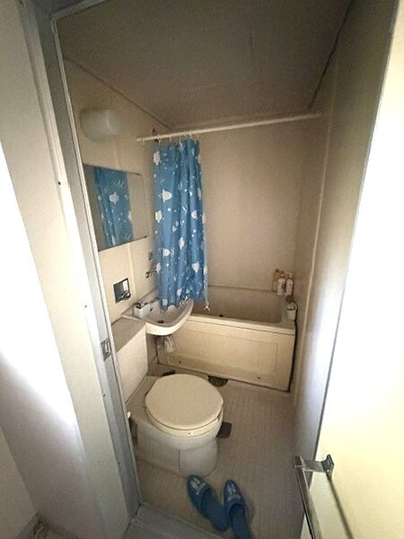 トイレを拡大表示