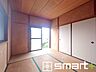 和室：～2面採光の明るいお部屋～ ・和室は2面採光とする事で穏やかな陽の入る明るい空間となっております。 ・くつろぎのプライベート時間を明るい空間で穏やかにお過ごしいただけます。 
