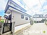 外観：～閑静な住宅街の立地～ ・周辺は閑静な住宅街となっておりますので、静かな暮らしをご実現いただけます。 ・前面道路の交通量も多くないので、小さなお子様がいるご家庭でもご安心ですね。 