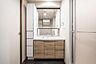 洗面：洗面化粧台　令和6年に専有部分も全面リノベーションされており、室内状態は良好です【近鉄の仲介