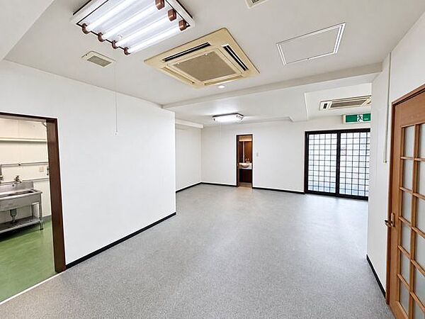 室内