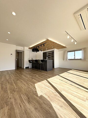 リビング/ダイニング 広尾マンション 10階/-