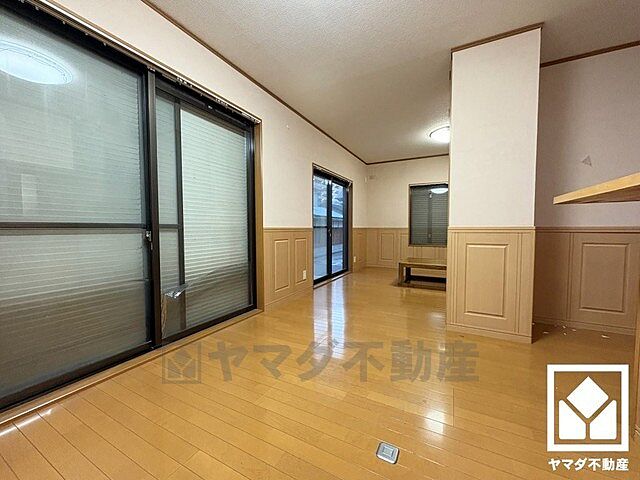 リビング/ダイニング 尼崎市御園3丁目