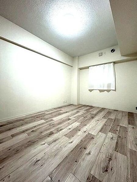 洋室を拡大表示