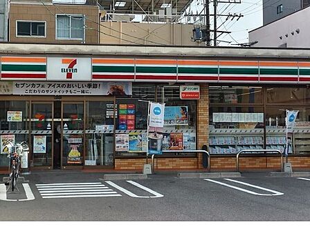 セブンイレブン名古屋四番2丁目店 270m