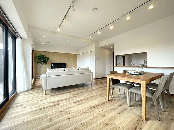 リビング/ダイニング