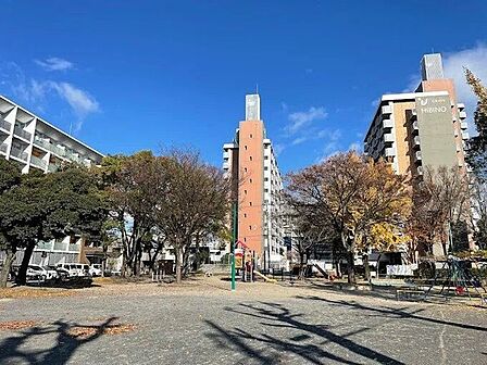 神野公園 450m
