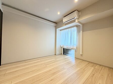 住まう方自身でカスタマイズして頂けるようシンプルにデザインされております。