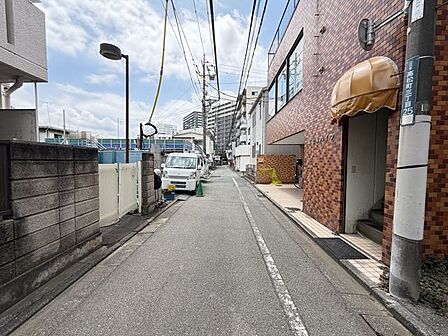 前面道路(南側)