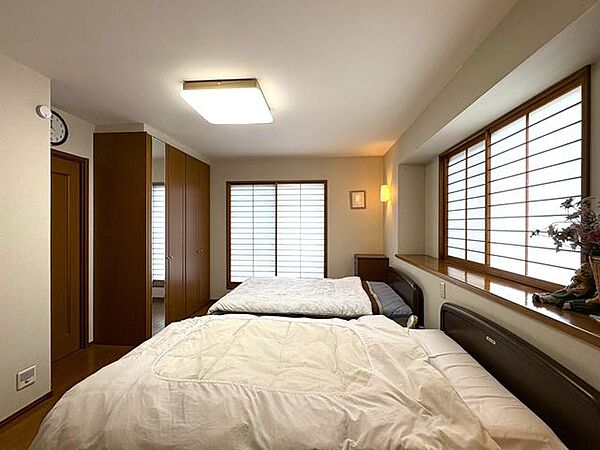 寝室を拡大表示