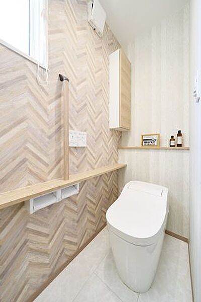 トイレを拡大表示