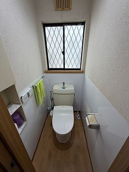 トイレを拡大表示