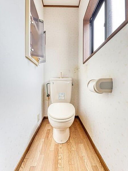 トイレを拡大表示