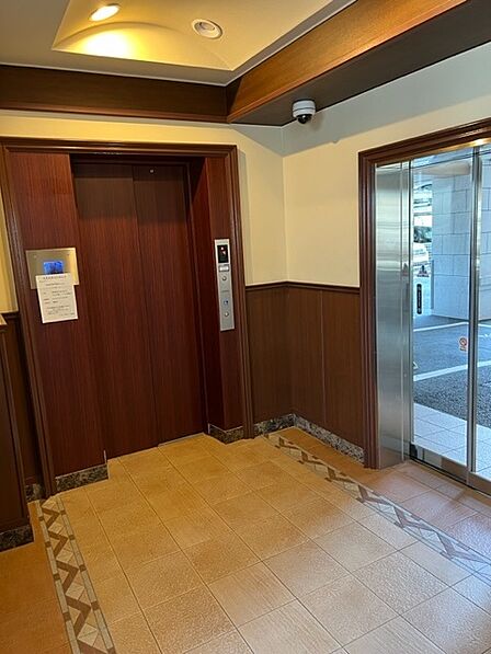 ケガや病気の時のいざという時エレベーターがあると便利です