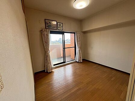 お持ちの家具の配置を考えると洋室のお部屋が暮らしやすいという方に