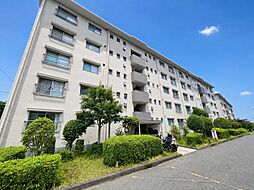 鶴山台第二住宅1号棟