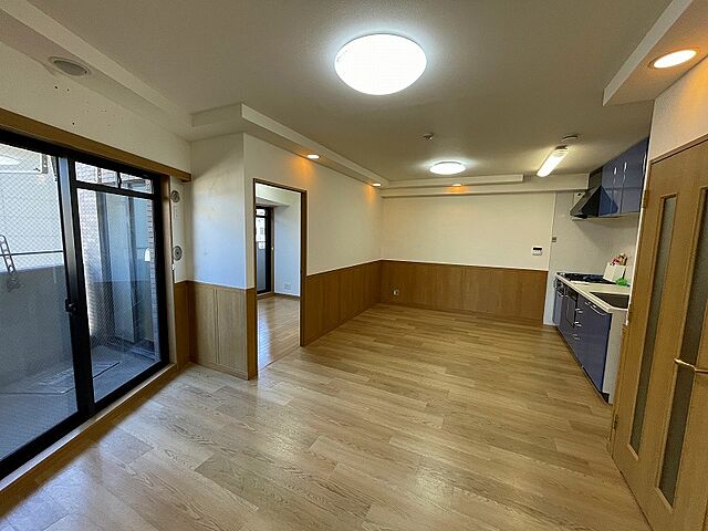 リビング/ダイニング ディナスティ中百舌鳥 3階/-