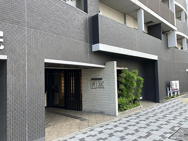 エントランスを拡大表示