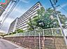 外観：管理体制が行き届いた共用部が整い、居住者の方々へ日々の快適な暮らしをお届けします。