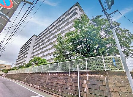 管理体制が行き届いた共用部が整い、居住者の方々へ日々の快適な暮らしをお届けします。