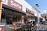 周辺：東武ストア 前野町店生鮮食品から日用品まで揃う便利なスーパー。2024年に売場がリニューアルされました。専門店としてベーカリー(リトルマーメイド)、100円ショップ(セリア)、ベビー・子供用品(西…