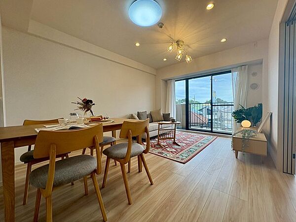 リビング/ダイニング