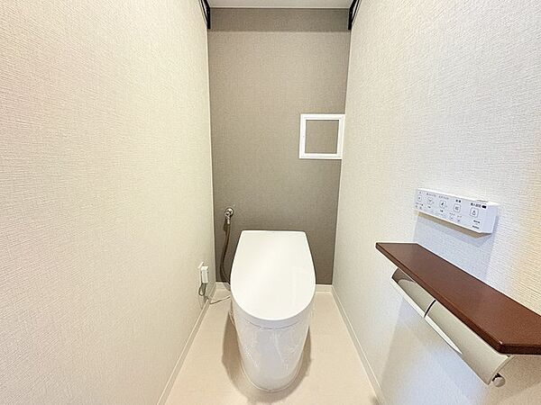 トイレを拡大表示