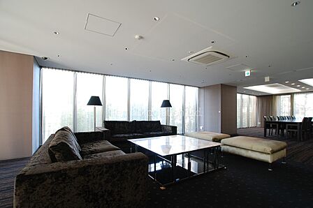 ラウンジ