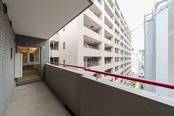 バルコニーを拡大表示