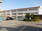 松阪市立中部中学校 2175m