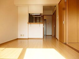 アンジュー 107 1階1LDKのリビング/ダイニング