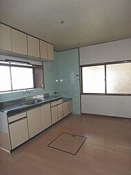 白石一戸建 1階6DKのリビング/ダイニング