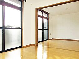 ルネスガーデン 205 2階3LDKのリビング/ダイニング