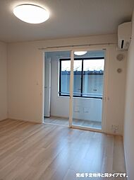 近鉄山田線 伊勢中川駅 徒歩5分の賃貸アパート 1階1Kのリビング/ダイニング