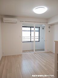 近鉄山田線 伊勢中川駅 徒歩5分の賃貸アパート 2階1LDKのリビング/ダイニング