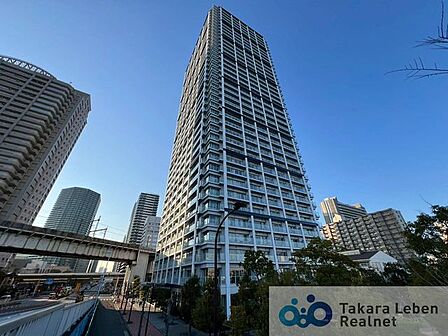 複数沿線利用可。40階建タワーレジデンス。総戸数594戸のビックコミュニティ。共用施設充実!