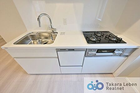 スムーズに無駄なく作業でき、お手入れも簡単な毎日を楽しくするキッチンです。