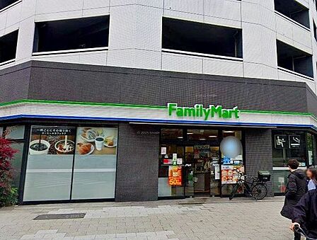 ファミリーマート目黒神泉町店 徒歩1分。 20m