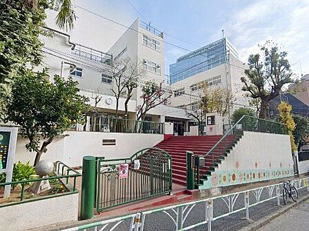渋谷区立神南小学校 徒歩16分。 1250m