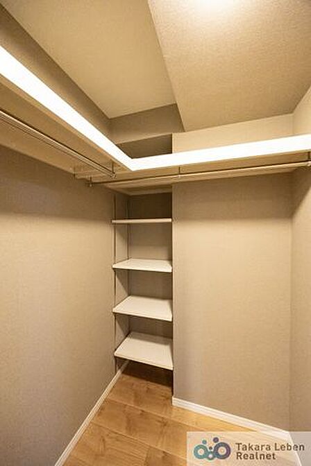 ウォークインクローゼット