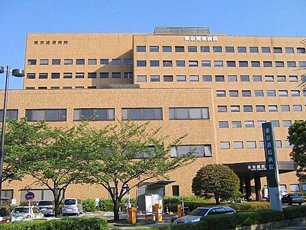 東京逓信病院 徒歩8分。 580m