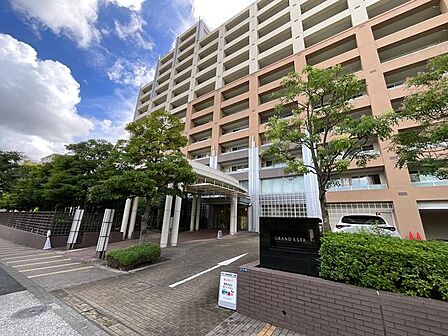 外観デザインはスマートなラインで気品に溢れ、優しさの中にも格調の高さが感じられます。