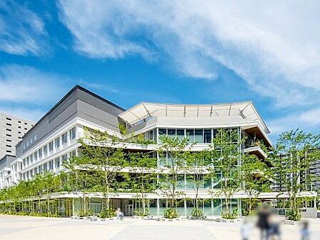 中央区立晴海西中学校 徒歩2分。 120m