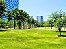 周辺：中野区立中野四季の森公園 徒歩11分。 880m