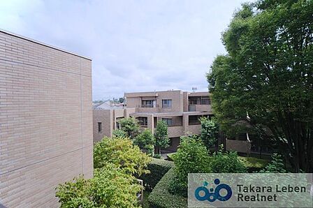住戸からの眺望。風通しが良く、お洗濯物も早く乾きそうです。毎日のお洗濯が楽しみになりそうです。