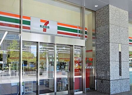 セブンイレブン港区海岸1丁目店 徒歩2分。 160m