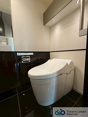 トイレ ザ・パークハウス西麻布レジデンス 21階/2104