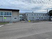 小学校「池田町立池田小学校まで1459m」