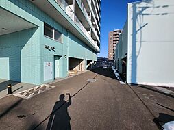 29 / 35