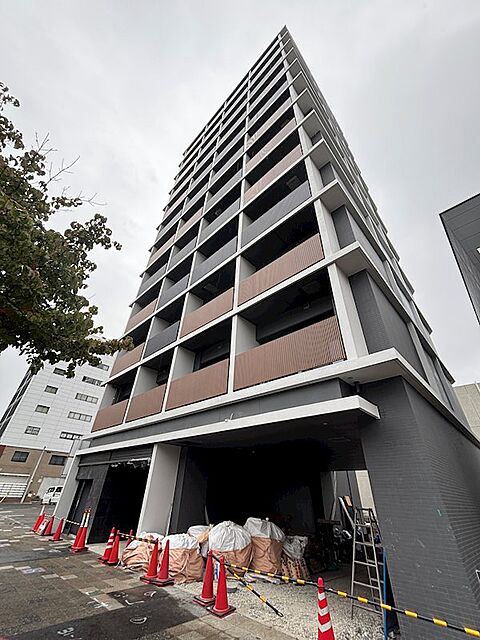 4 / 15